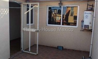 Casa en Renta en Agricola Pantitlan 26-3284.
