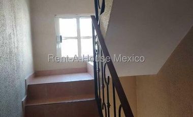 Casa en Renta en Agricola Pantitlan 26-3284.