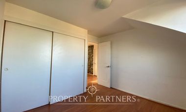 ¡OPORTUNIDAD! Arriendo en condominio Alto Macul. 3D 2B 2E Piscina.