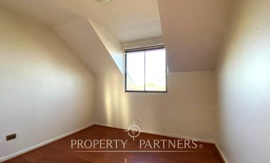 ¡OPORTUNIDAD! Arriendo en condominio Alto Macul. 3D 2B 2E Piscina.