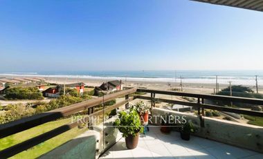 Departamento dúplex con panorámica vista al mar