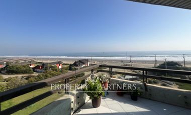 Departamento dúplex con panorámica vista al mar
