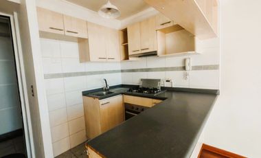 ARRIENDO DE DEPARTAMENTO – COMODIDAD Y EXCELENTE ENTORNO