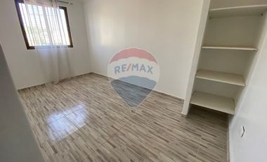 ¡Casa de 3D recientemente remodelada!