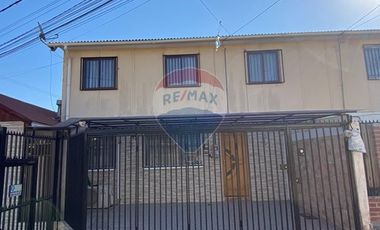 ¡Casa de 3D recientemente remodelada!