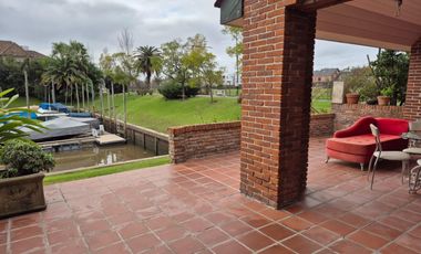 Alquiler dormy Bahia del Sol San fernando 2 dormitorios doble cochera y amarra.