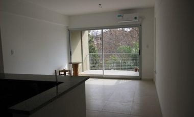 Departamento en alquiler Tigre con cochera balcon sum parrilla