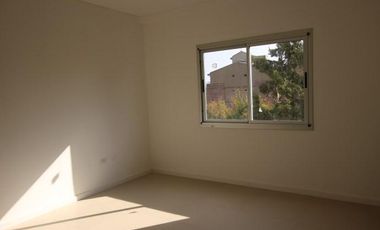 Departamento en alquiler Tigre con cochera balcon sum parrilla