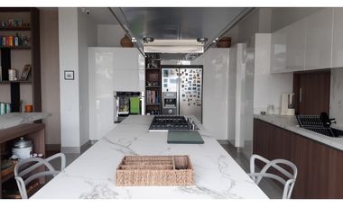 CASA MODERNA 687M2 CON ASCENSOR LOTE 9.859M2 PORTAL DE FUSCA CHA