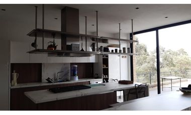 CASA MODERNA 687M2 CON ASCENSOR LOTE 9.859M2 PORTAL DE FUSCA CHA