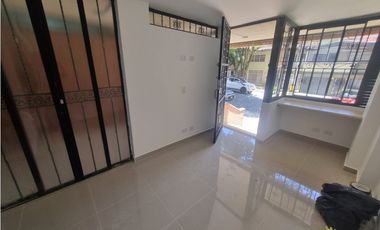 Se Arrienda Apartaestudio Con Parqueadero de Moto