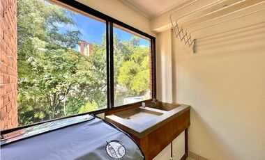 Apartamento para la venta cerca al parque de El Poblado