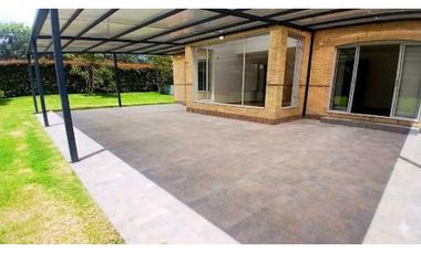 ARRIENDO CASA EN SAN SIMON VIA GUAYMARAL BOGOTA
