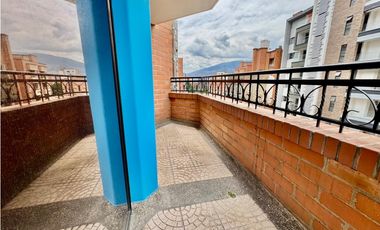Apartaestudio a la venta en Laureles