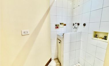 Apartaestudio a la venta en Laureles