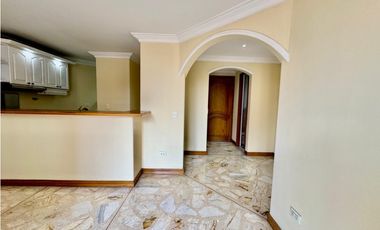 Apartaestudio a la venta en Laureles