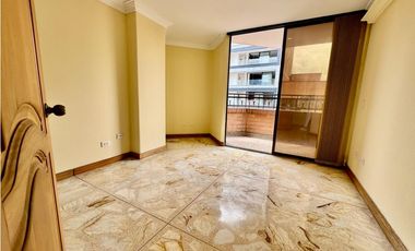 Apartaestudio a la venta en Laureles