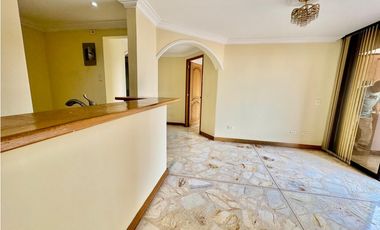 Apartaestudio a la venta en Laureles