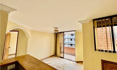 Apartaestudio a la venta en Laureles