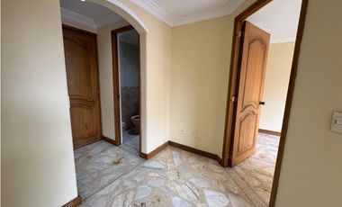 Apartaestudio a la venta en Laureles
