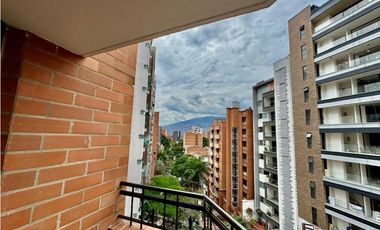 Apartaestudio a la venta en Laureles