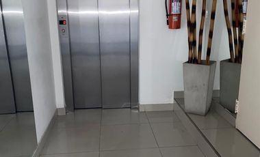 DEPARTAMENTO 2 AMBIENTES EN ALQUILER EN VARELA CENTRO CON COCHERA