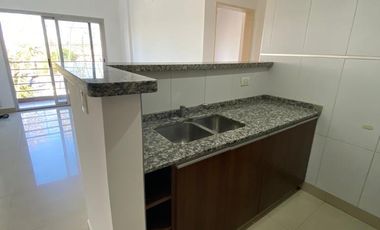 DEPARTAMENTO 2 AMBIENTES EN ALQUILER EN VARELA CENTRO CON COCHERA