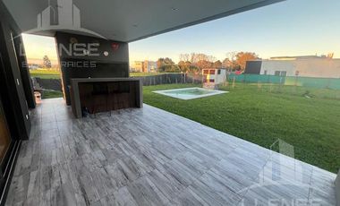 Casa 5 ambientes en venta y alquiler en Barrio San Juan Chico