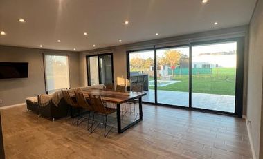 Casa 5 ambientes en venta y alquiler en Barrio San Juan Chico