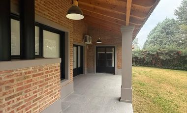 Casa en alquiler en Rincón Club de Campo