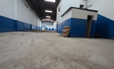 Galpón Deposito en alquiler Ricardo Rojas Tigre Zonificacion R3c