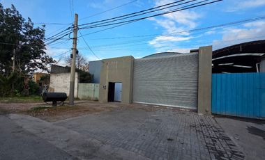 Galpón Deposito en alquiler Ricardo Rojas Tigre Zonificacion R3c