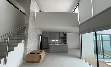 Casa nueva en renta - Valle de Cumbres Premier