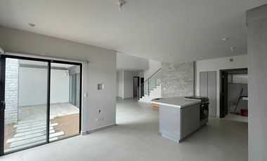 Casa nueva en renta - Valle de Cumbres Premier