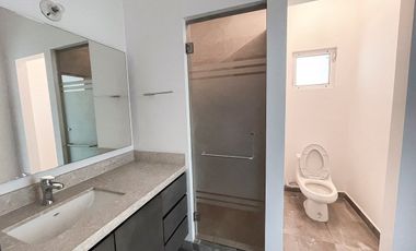 Casa en Venta, zona El Uro, Monterrey - $14,950,000