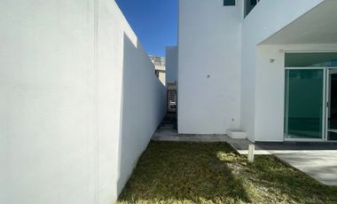 Casa en Venta, zona El Uro, Monterrey - $14,950,000
