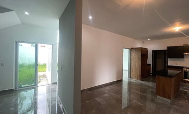 Casa en Venta, zona El Uro, Monterrey - $14,950,000
