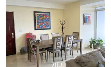 Alquilo apartamento amoblado en Costa del Este