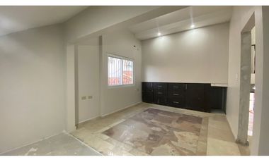 Casa en Venta con Piscina Privada – Hato Pintado - LH