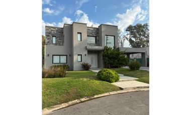 Casa en ALQUILER, Weston Fco lvarez