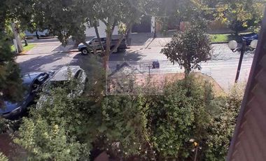 ARRIENDO CASA ESTILO TOWNHOUSE EN CONDOMINIO AMOBLADA