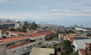 VENTA CASA 10HAB 4BA VALPARAÍSO