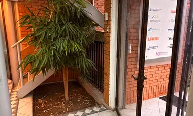 PROPIEDAD COMERCIAL EN VENTA  LAS VIOLETAS 1587 HUERTOS