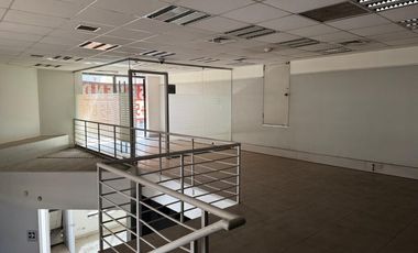 LOCAL COMERCIAL DE 385 M2 CALLE DEL ARZOBISPO 0655 BELLAVIST