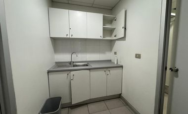 LOCAL COMERCIAL DE 385 M2 CALLE DEL ARZOBISPO 0655 BELLAVIST