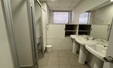 LOCAL COMERCIAL DE 385 M2 CALLE DEL ARZOBISPO 0655 BELLAVIST