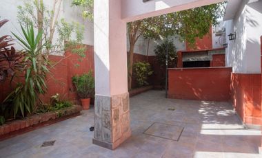 VENTA LOCAL SOBRE IMPORTANTE AVENIDA