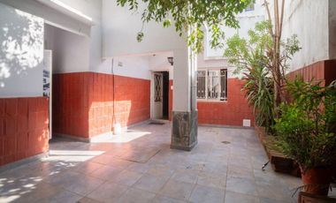 VENTA LOCAL SOBRE IMPORTANTE AVENIDA