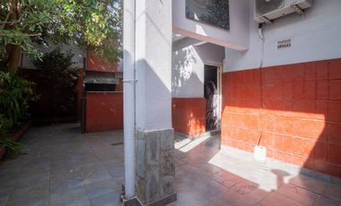 VENTA LOCAL SOBRE IMPORTANTE AVENIDA