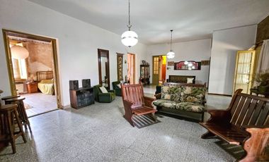 CASA EN VENTA EN VILLA CONSTITUCIÓN JARDIN 4 DORMI